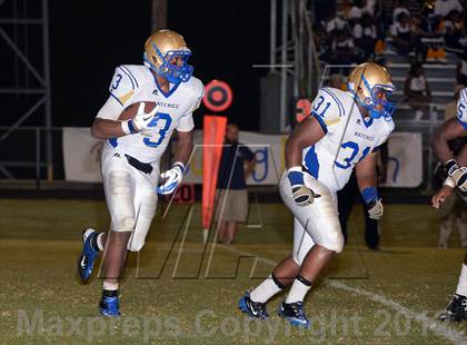 Thumbnail 1 in Natchez @ Warren Central photogallery.