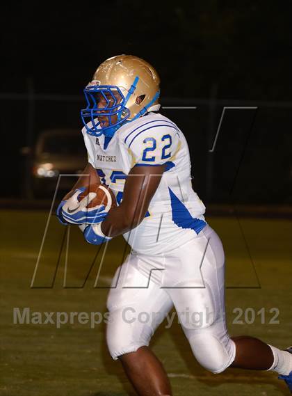 Thumbnail 2 in Natchez @ Warren Central photogallery.