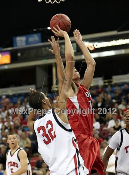 Thumbnail 3 in Antelope vs. Lodi (CIF SJS D2 Final) photogallery.