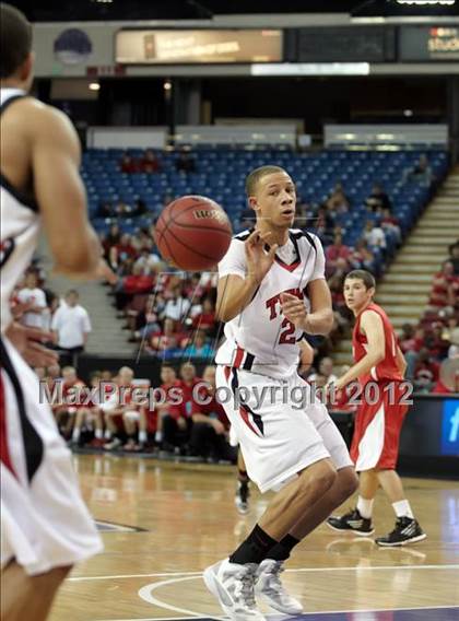 Thumbnail 1 in Antelope vs. Lodi (CIF SJS D2 Final) photogallery.