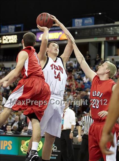 Thumbnail 3 in Antelope vs. Lodi (CIF SJS D2 Final) photogallery.