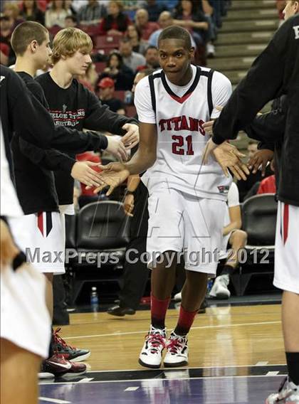 Thumbnail 1 in Antelope vs. Lodi (CIF SJS D2 Final) photogallery.