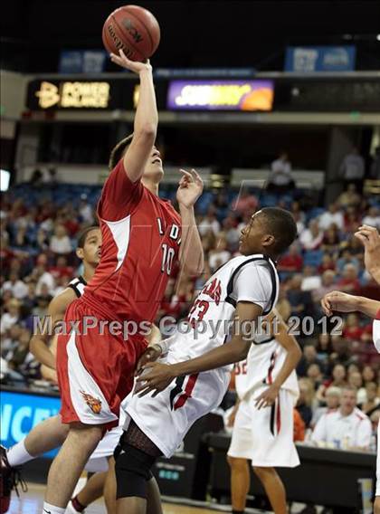 Thumbnail 2 in Antelope vs. Lodi (CIF SJS D2 Final) photogallery.