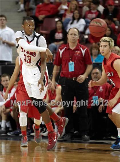 Thumbnail 1 in Antelope vs. Lodi (CIF SJS D2 Final) photogallery.