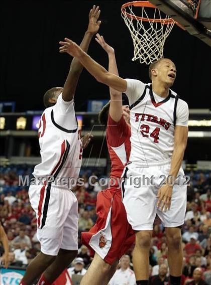Thumbnail 1 in Antelope vs. Lodi (CIF SJS D2 Final) photogallery.
