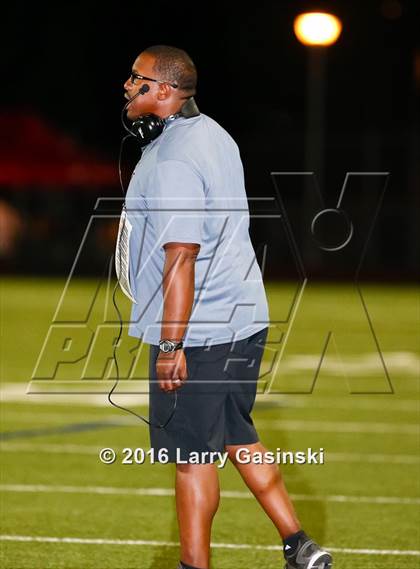Thumbnail 2 in Antelope Valley vs. West Ranch photogallery.
