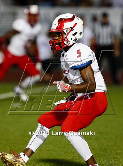Thumbnail 3 in Antelope Valley vs. West Ranch photogallery.