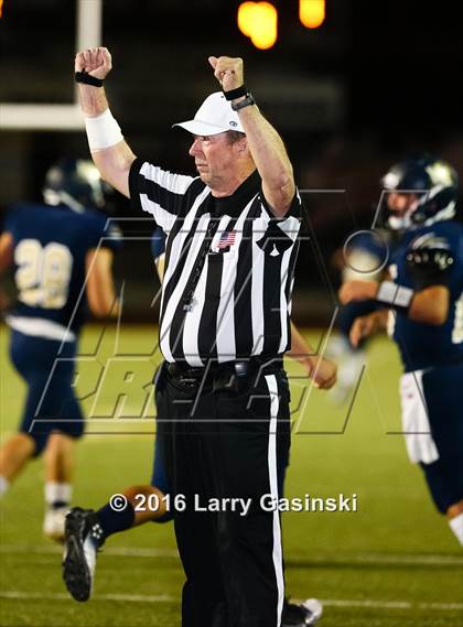 Thumbnail 3 in Antelope Valley vs. West Ranch photogallery.
