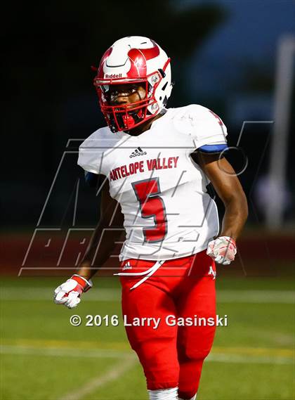 Thumbnail 3 in Antelope Valley vs. West Ranch photogallery.