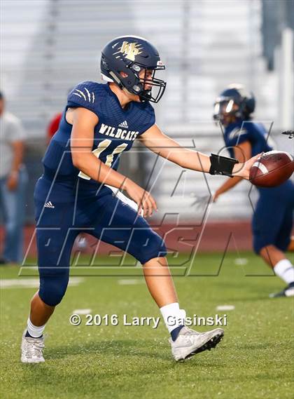 Thumbnail 2 in Antelope Valley vs. West Ranch photogallery.