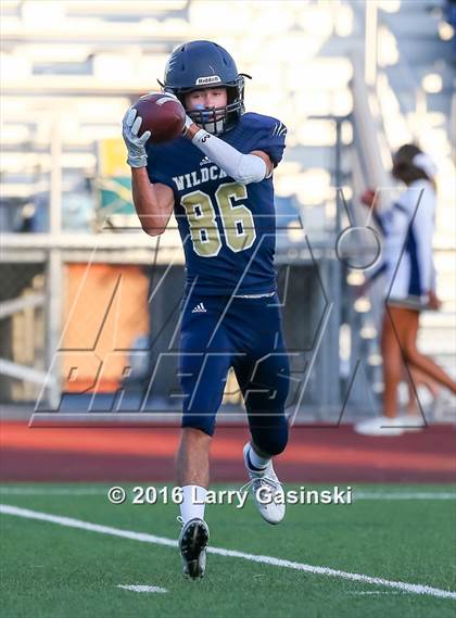 Thumbnail 2 in Antelope Valley vs. West Ranch photogallery.