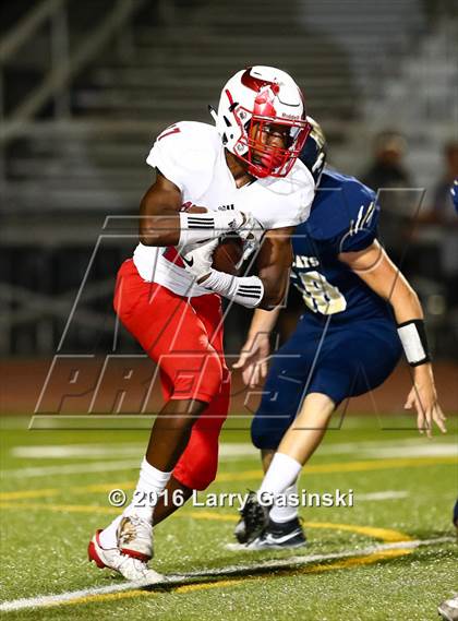 Thumbnail 3 in Antelope Valley vs. West Ranch photogallery.
