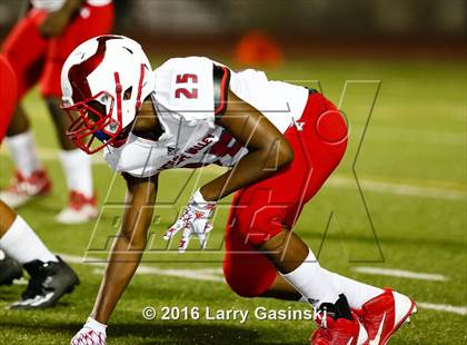 Thumbnail 3 in Antelope Valley vs. West Ranch photogallery.