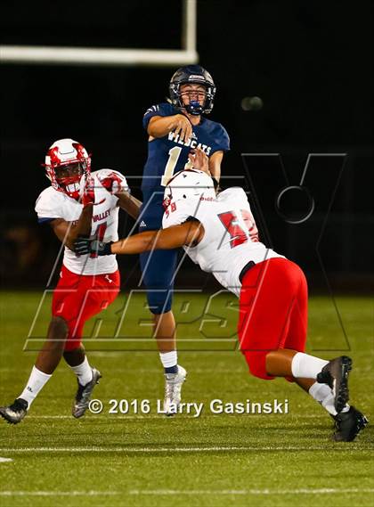 Thumbnail 2 in Antelope Valley vs. West Ranch photogallery.