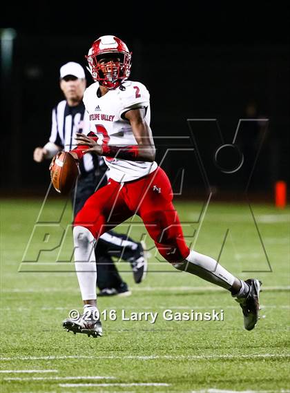 Thumbnail 3 in Antelope Valley vs. West Ranch photogallery.