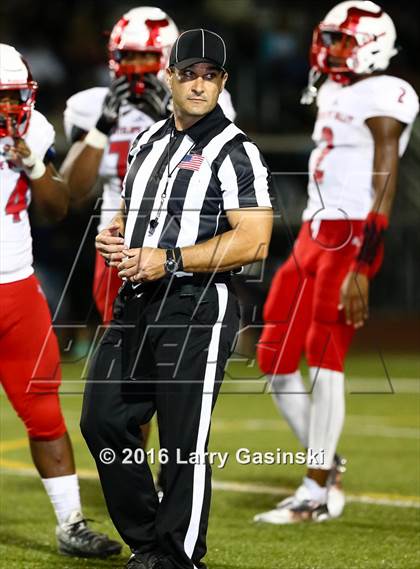Thumbnail 1 in Antelope Valley vs. West Ranch photogallery.