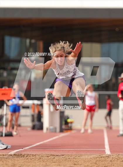 Thumbnail 2 in UIL 1A State Track Meet photogallery.