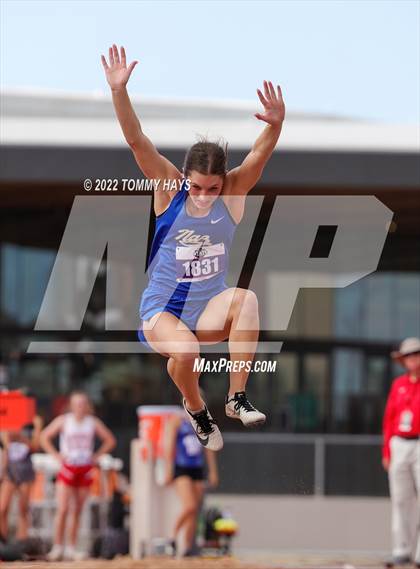 Thumbnail 3 in UIL 1A State Track Meet photogallery.