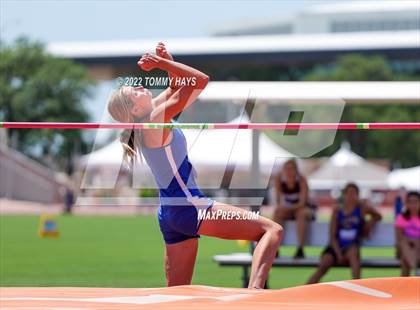 Thumbnail 2 in UIL 1A State Track Meet photogallery.