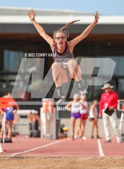 Thumbnail 1 in UIL 1A State Track Meet photogallery.