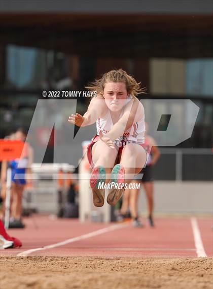 Thumbnail 2 in UIL 1A State Track Meet photogallery.