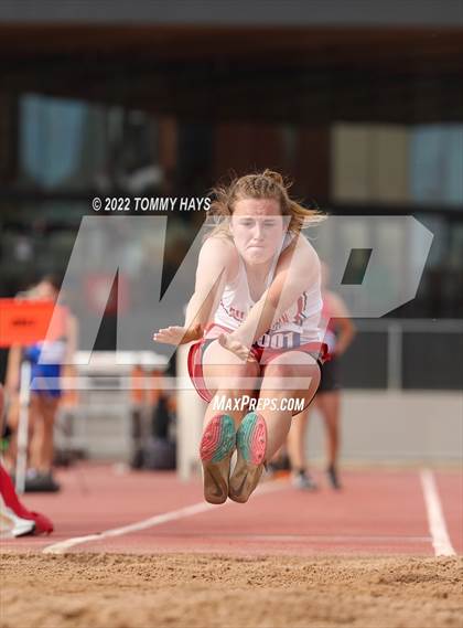 Thumbnail 3 in UIL 1A State Track Meet photogallery.