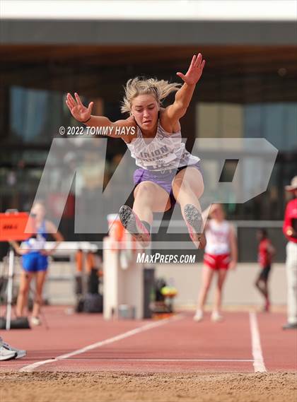 Thumbnail 3 in UIL 1A State Track Meet photogallery.