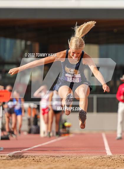 Thumbnail 1 in UIL 1A State Track Meet photogallery.
