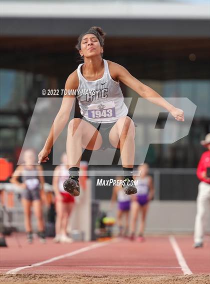 Thumbnail 2 in UIL 1A State Track Meet photogallery.