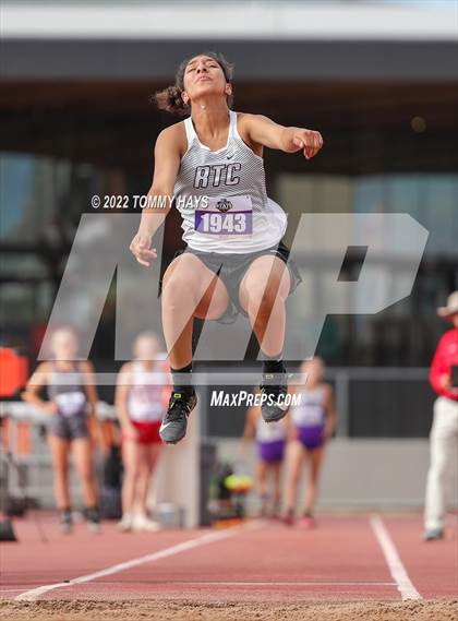 Thumbnail 1 in UIL 1A State Track Meet photogallery.