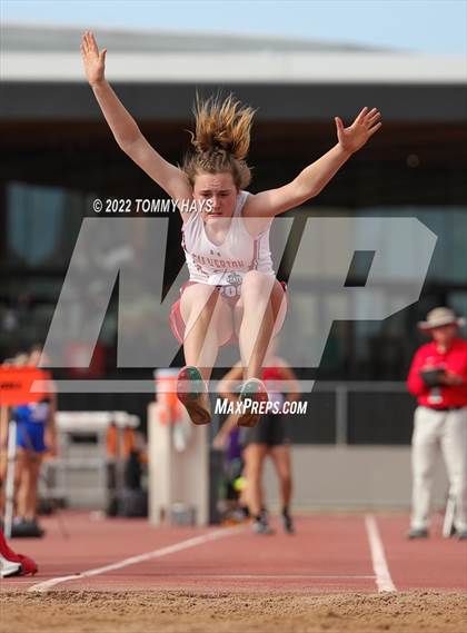 Thumbnail 1 in UIL 1A State Track Meet photogallery.
