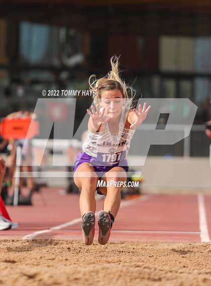 Thumbnail 3 in UIL 1A State Track Meet photogallery.