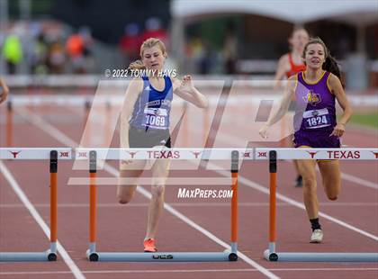 Thumbnail 2 in UIL 1A State Track Meet photogallery.