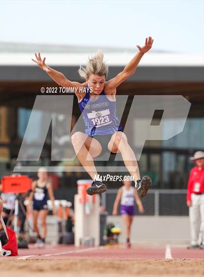 Thumbnail 2 in UIL 1A State Track Meet photogallery.