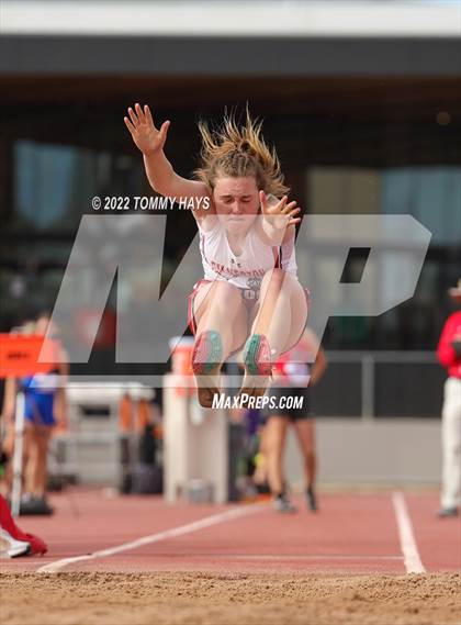Thumbnail 3 in UIL 1A State Track Meet photogallery.