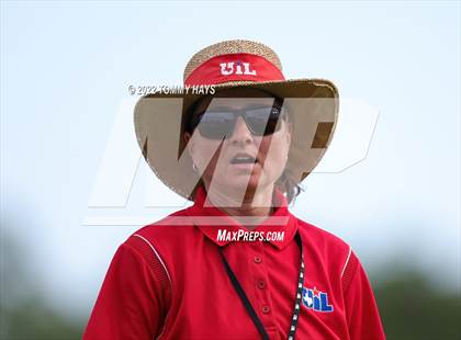 Thumbnail 1 in UIL 1A State Track Meet photogallery.