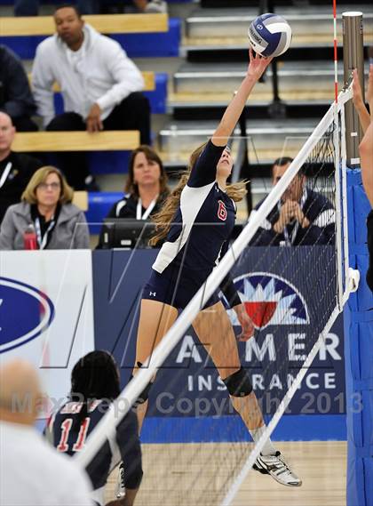 Thumbnail 3 in La Salle vs Harvard Westlake (CIF SS D1A Final) photogallery.