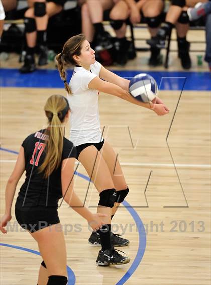 Thumbnail 2 in La Salle vs Harvard Westlake (CIF SS D1A Final) photogallery.