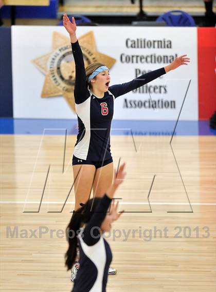 Thumbnail 3 in La Salle vs Harvard Westlake (CIF SS D1A Final) photogallery.
