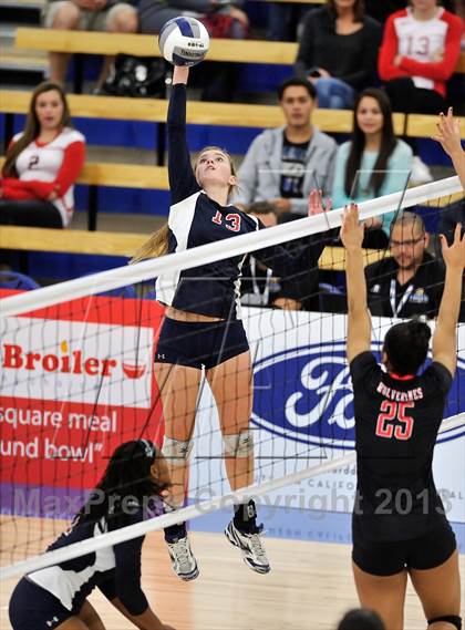 Thumbnail 2 in La Salle vs Harvard Westlake (CIF SS D1A Final) photogallery.