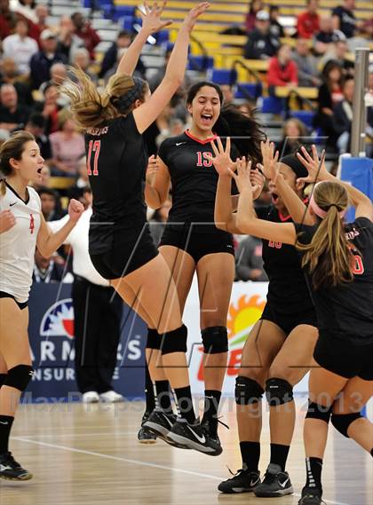 Thumbnail 2 in La Salle vs Harvard Westlake (CIF SS D1A Final) photogallery.
