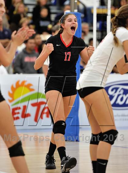 Thumbnail 2 in La Salle vs Harvard Westlake (CIF SS D1A Final) photogallery.