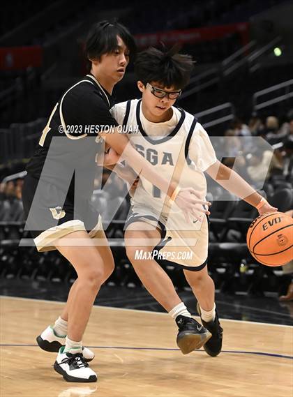 Thumbnail 2 in Canyon vs. San Gabriel Academy photogallery.