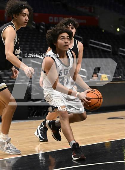 Thumbnail 2 in Canyon vs. San Gabriel Academy photogallery.