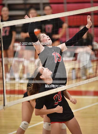 Thumbnail 1 in Garden City @ Mineola photogallery.