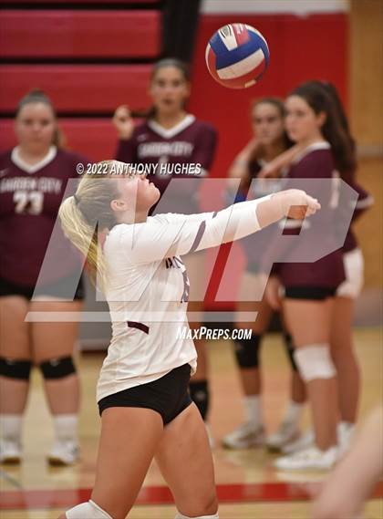 Thumbnail 3 in Garden City @ Mineola photogallery.