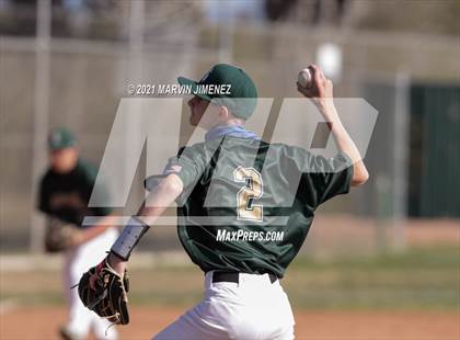 Thumbnail 2 in Royal vs  St. Bonaventure photogallery.