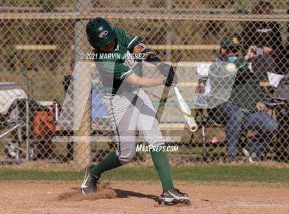 Thumbnail 3 in Royal vs  St. Bonaventure photogallery.