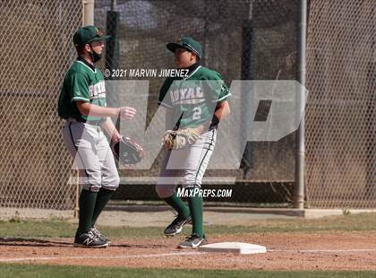 Thumbnail 1 in Royal vs  St. Bonaventure photogallery.