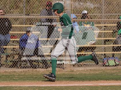 Thumbnail 3 in Royal vs  St. Bonaventure photogallery.